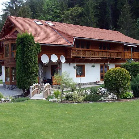 Adriana Guest house