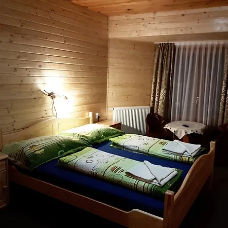 Adriana Gæstehus 3*