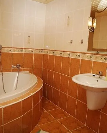 Casa de hóspedes Adriana 3*